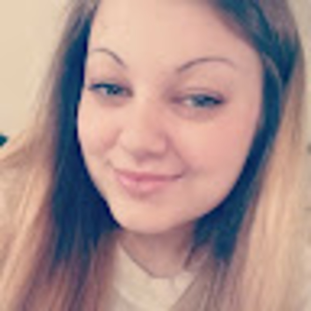 Meet your Posher, Brenna